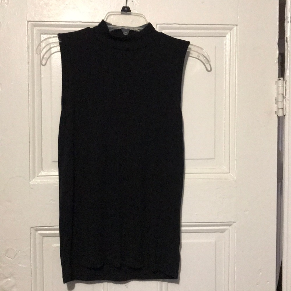 GAP sleeveless ribbed mock turtleneck.